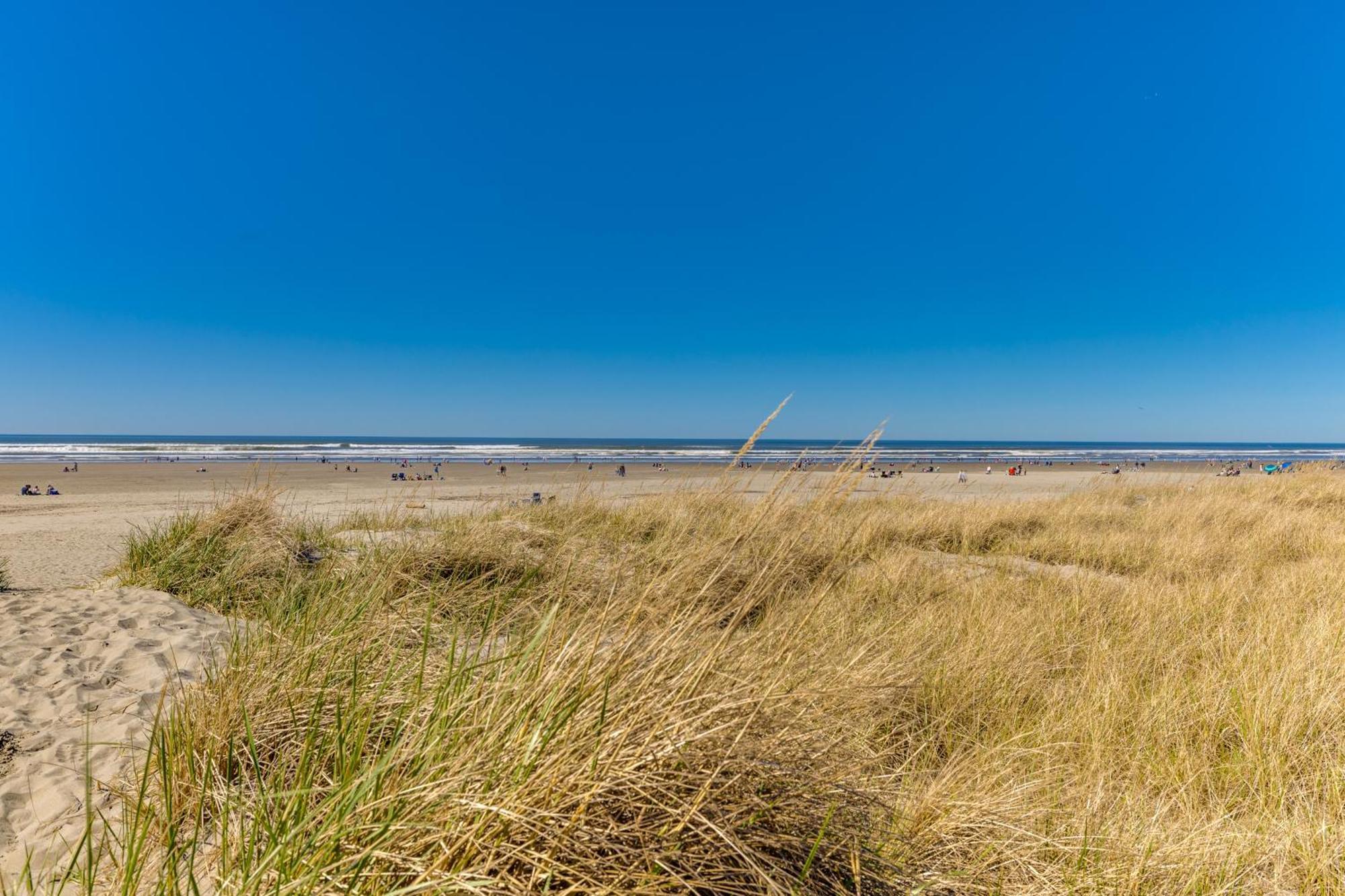 Sand & Sea: The Promenade Apartment Seaside Exterior photo